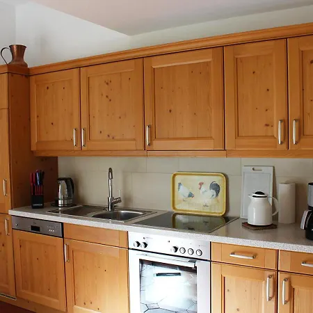 Fruehholz - - Apartment